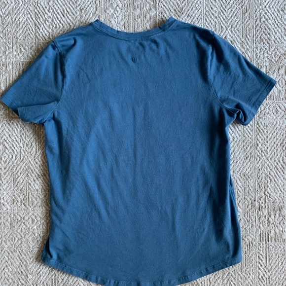 Lululemon Love Crewneck T-Shirt - Picture 4 of 4